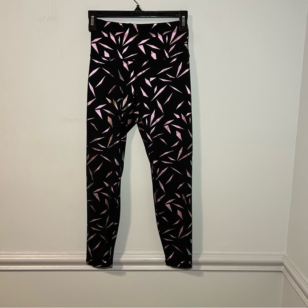 NWT Zyia Active Black Rhombus Mirage Luxe Hi-Rise 7/8 24” Leggings Size 2